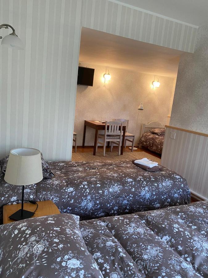 Reiumaa Motell Buitenkant foto