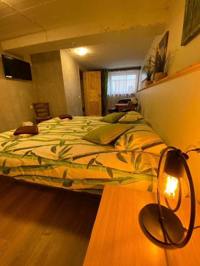 Reiumaa Motell Buitenkant foto