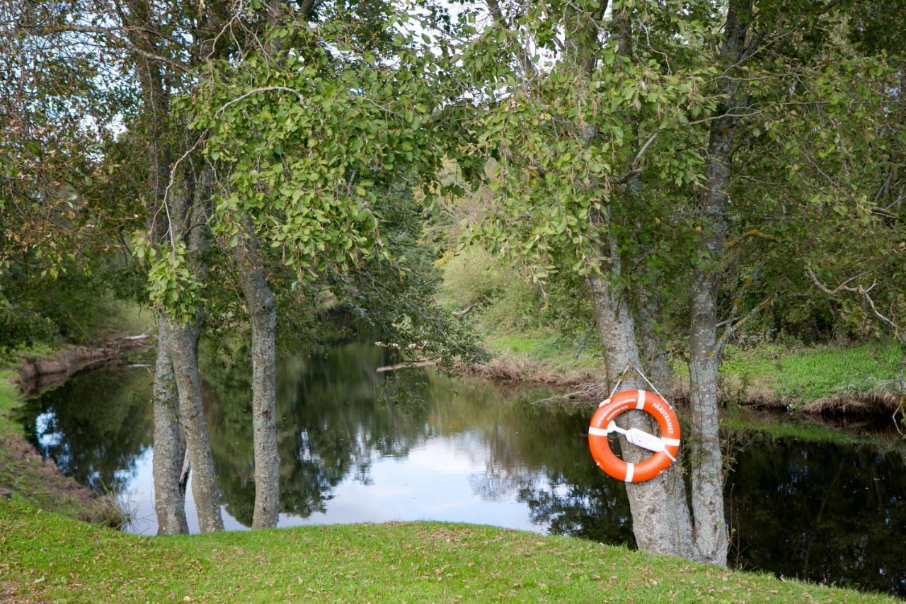 Reiumaa Motell Buitenkant foto